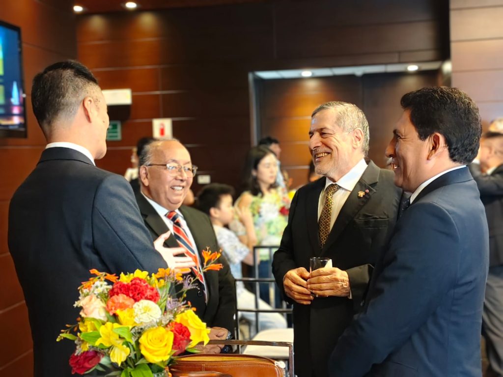 Confraternidad Peruano-China: Una Jornada de Cultura, Gastronomía y Cooperación